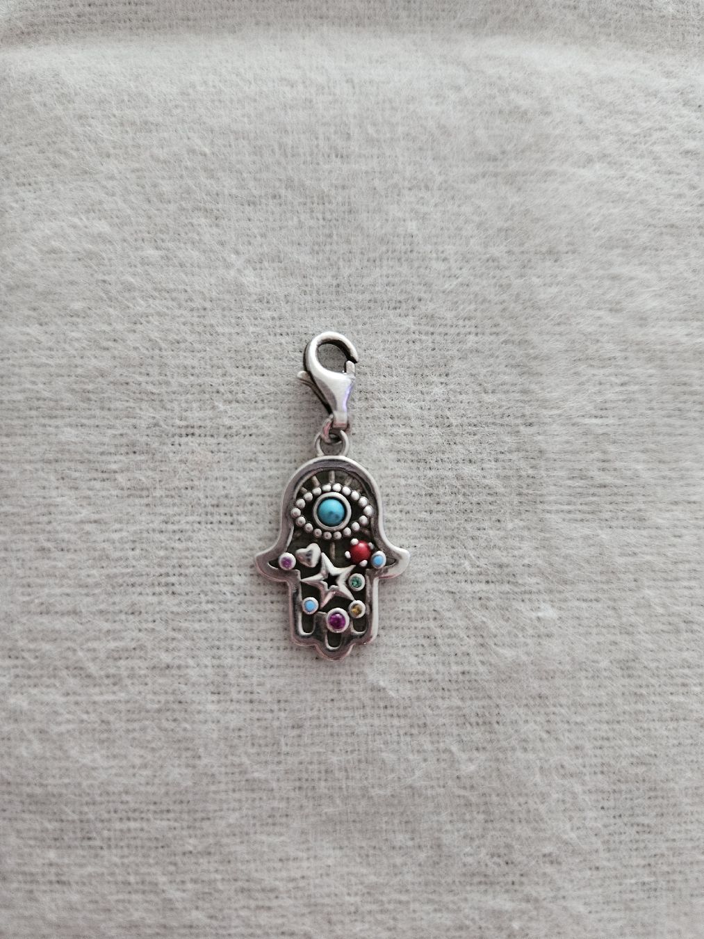 Thomas Sabo Anhänger: Thomas Sabo Charm Hand Fatima  – Gebraucht aus Bern von Sabulise