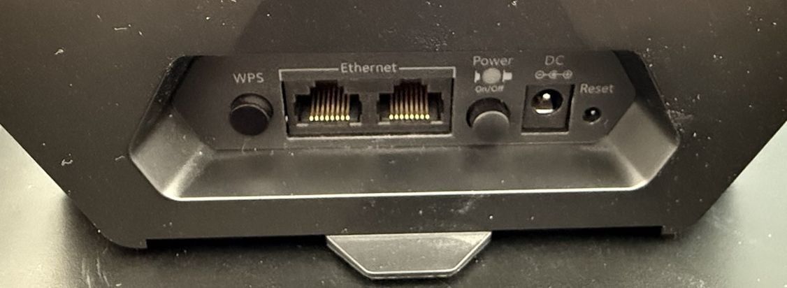 Modems & Router: Nighthawk X6 Netgear EX7700 – Gebraucht aus Baden von Nitram52 4