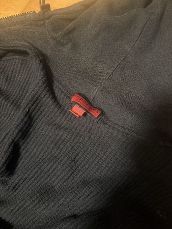 Burberry Strickjacke mit Kapuze schwarz guter Zustand