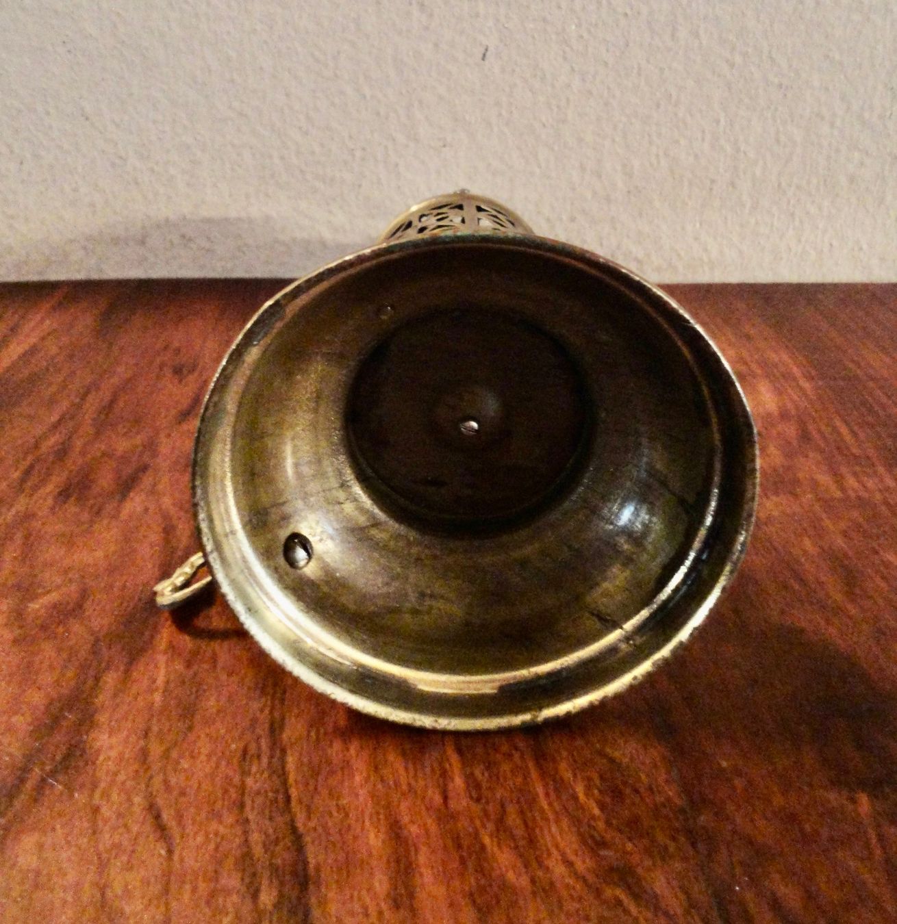 Kerzenständer: Kerzenstànder Messing mit Griff und Deckel. – Gebraucht aus Wädenswil von FILI10 4