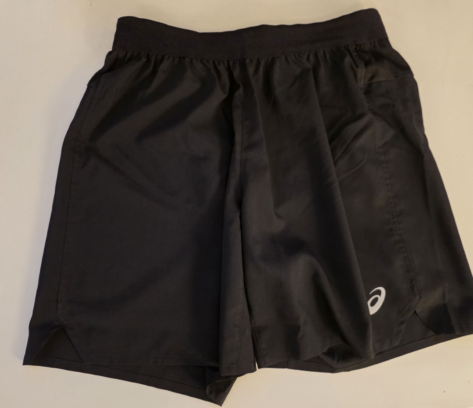 Asics Pantaloni: ASICS Running Shorts (M) – Nuovo e nell'imballaggio originale da Genève venduto da tacoma08 2
