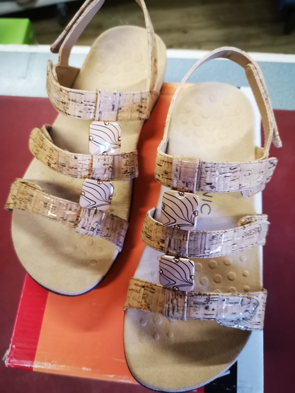 Damenschuhe: Vionic – Neu und originalverpackt aus Möhlin von Highwaytom 2
