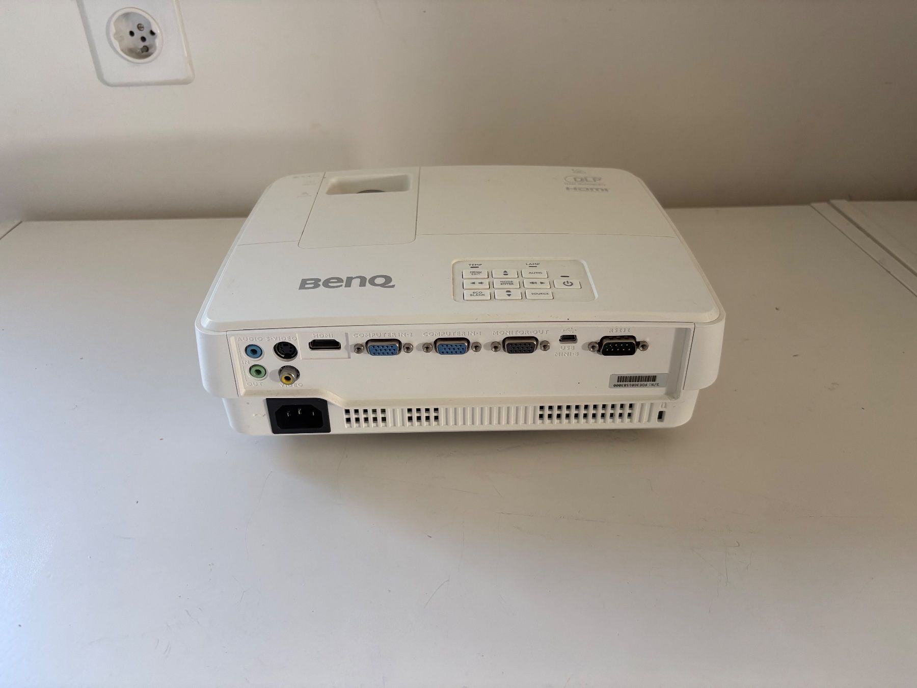 BenQ Proiettori: Beamer Projektor BenQ TW529 DLP HDMI 3D Heimkino – Usato da Birmensdorf ZH venduto da CCBlum 1