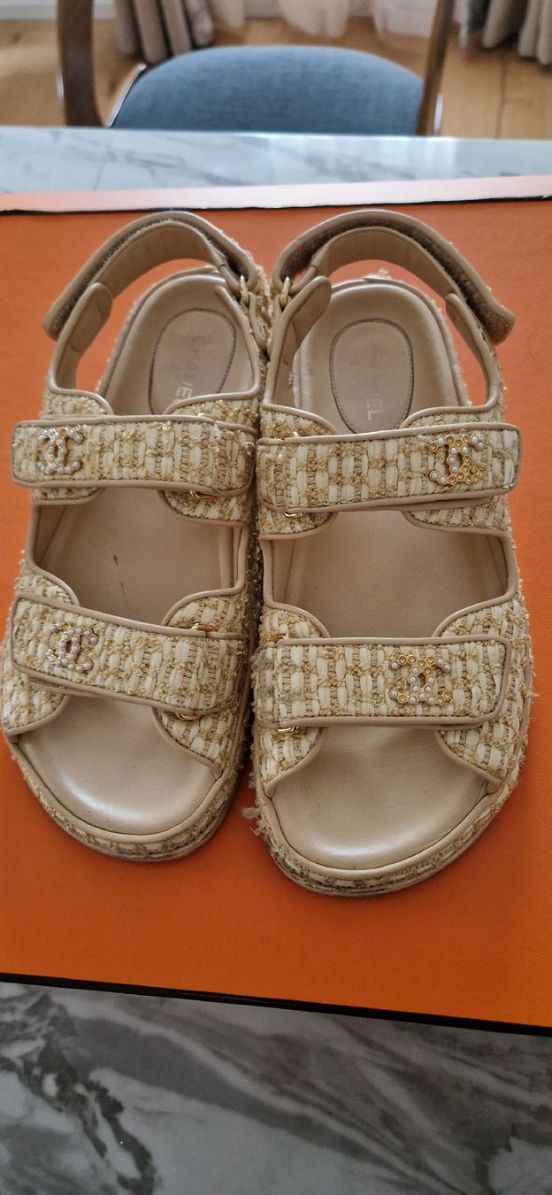 Chanel Scarpe da donna: chanel dad sandalen – Nuovo (secondo la descrizione) da Thal venduto da siri_speaks 1