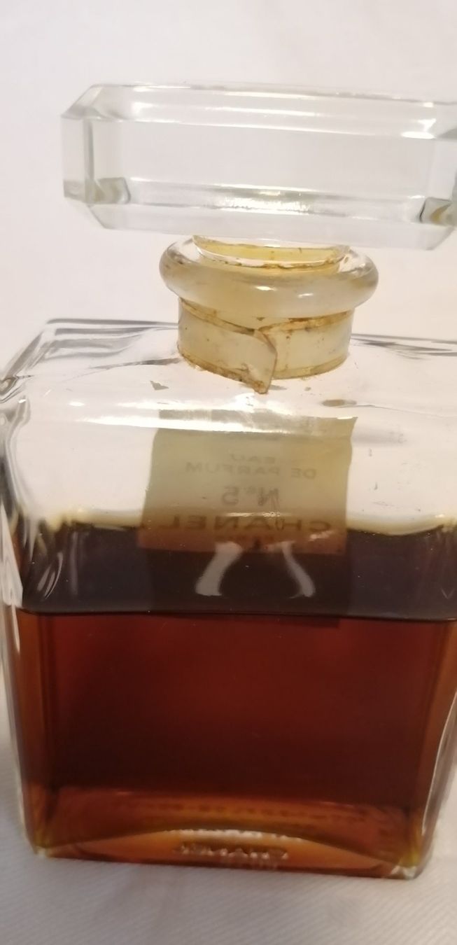 Chanel Profumi & Eau de Toilette: Chanel No. 5 Eau de Parfum, 100ml -  Vintage – Usato da Novazzano venduto da malu36 1