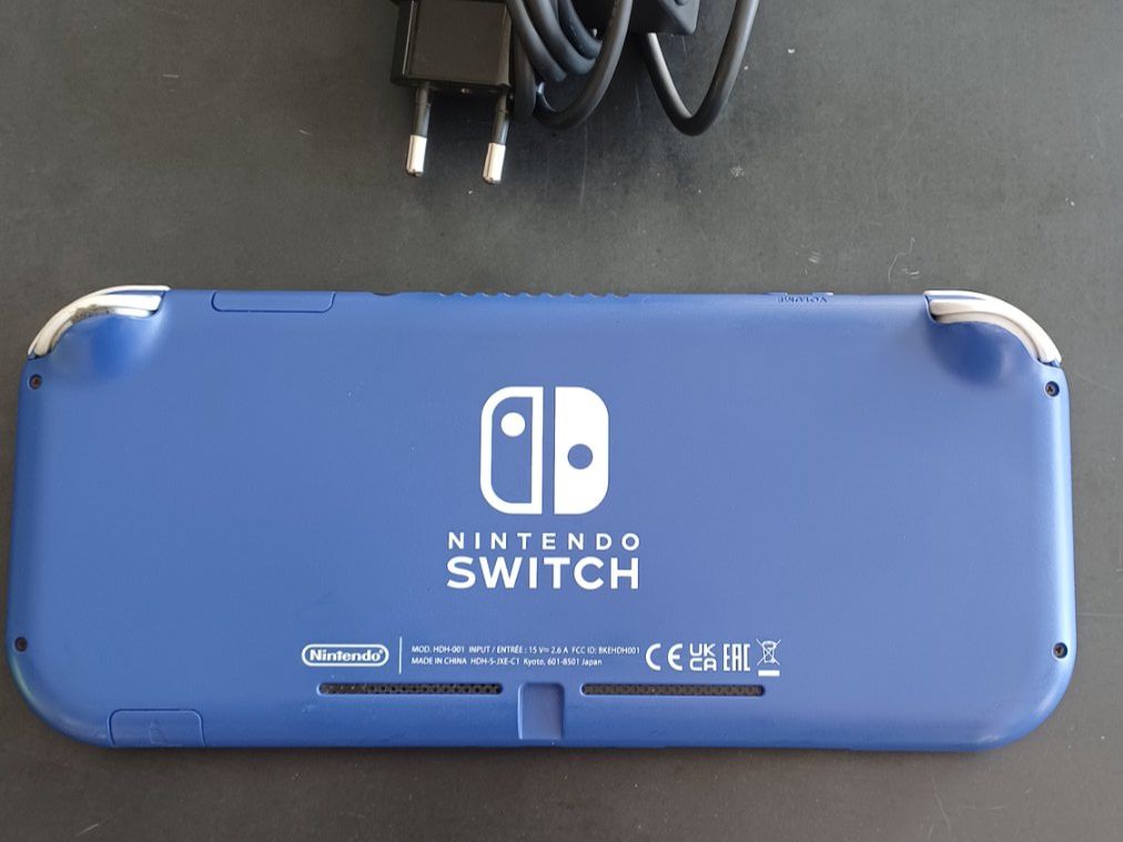 Nintendo Console: KONSOLE NINTENDO SWITCH LITE – Usato da Villars-le-Terroir venduto da Hamtaro71 1
