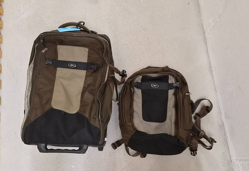 Valises de voyage: Koffer mit Rucksack – D'occasion à Wetzikon ZH par Claudiad90