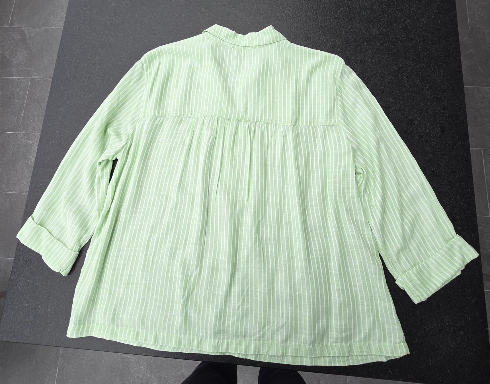 Esprit Blusen: Esprit Hemdbluse gruen-weiss gestreift  L – Gebraucht aus Hagendorn von olinda24 1