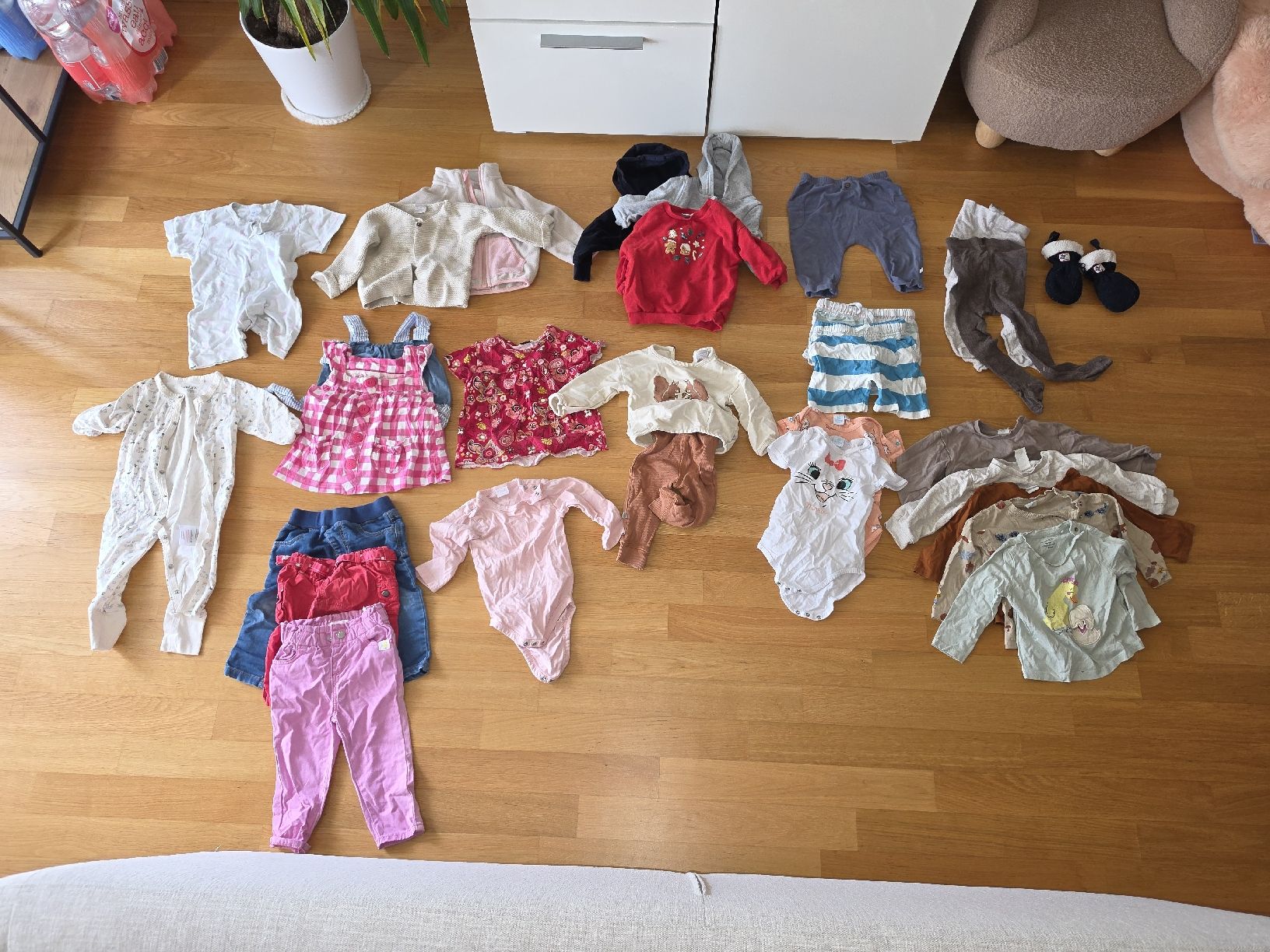 Kleiderpakete & -sets: Babykleider Grösse 74 – Gebraucht aus Oberburg von Flipper86