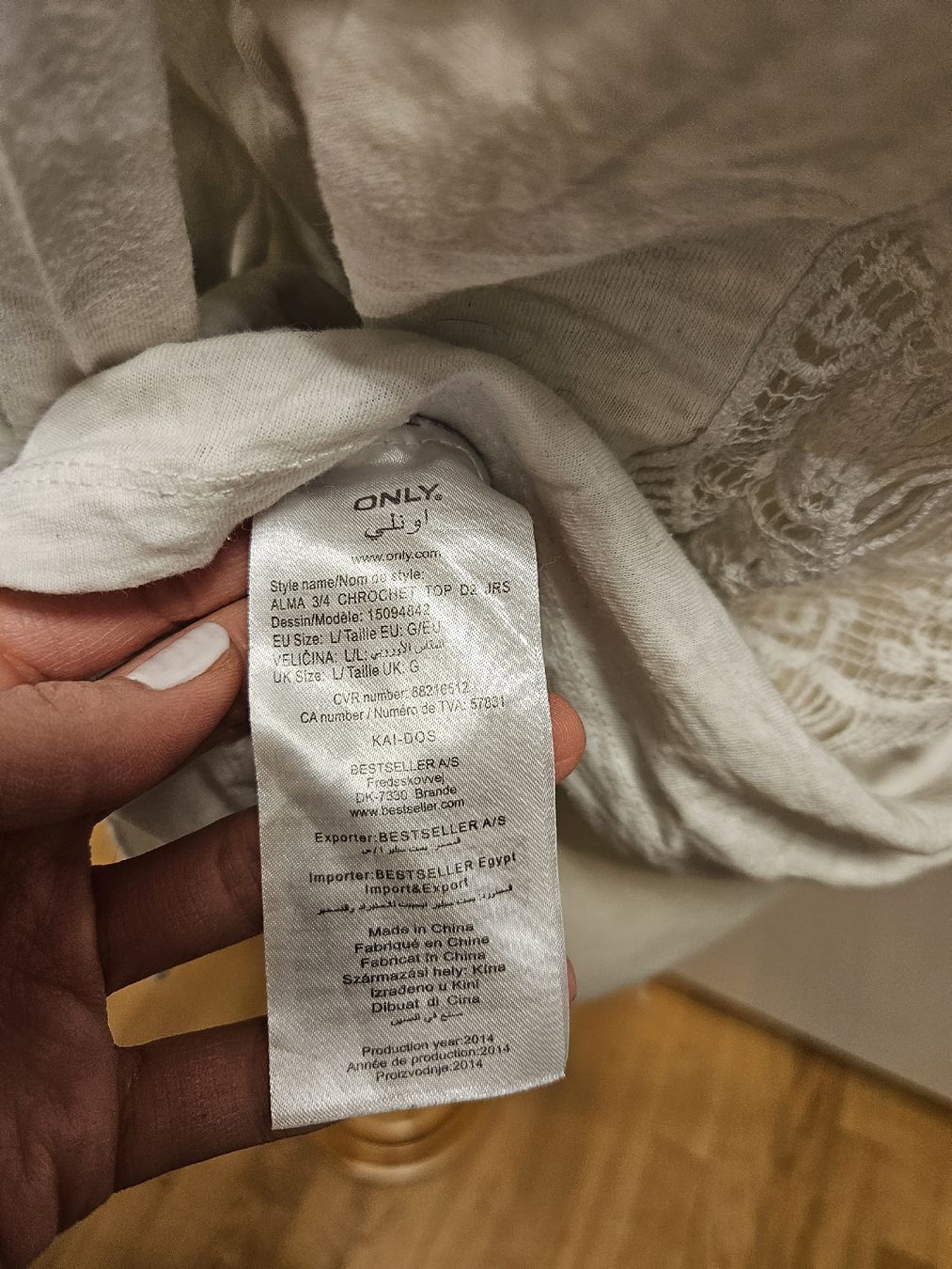 Only T-shirt: Boho Hippie Langarm-Shirt – Nuovo (secondo la descrizione) da Zürich venduto da ColdCoffee 4