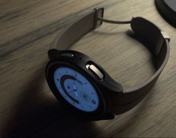 Samsung Galaxy Watch 5  pro schwarz gebrauchter Zustan