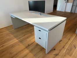 Design Schreibtisch vom Schreiner, Bürotisch #3