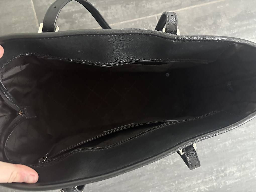 Sacs femmes: Schwarze Michael Korse Tasche – D'occasion à Liebefeld par ann_2frz 2