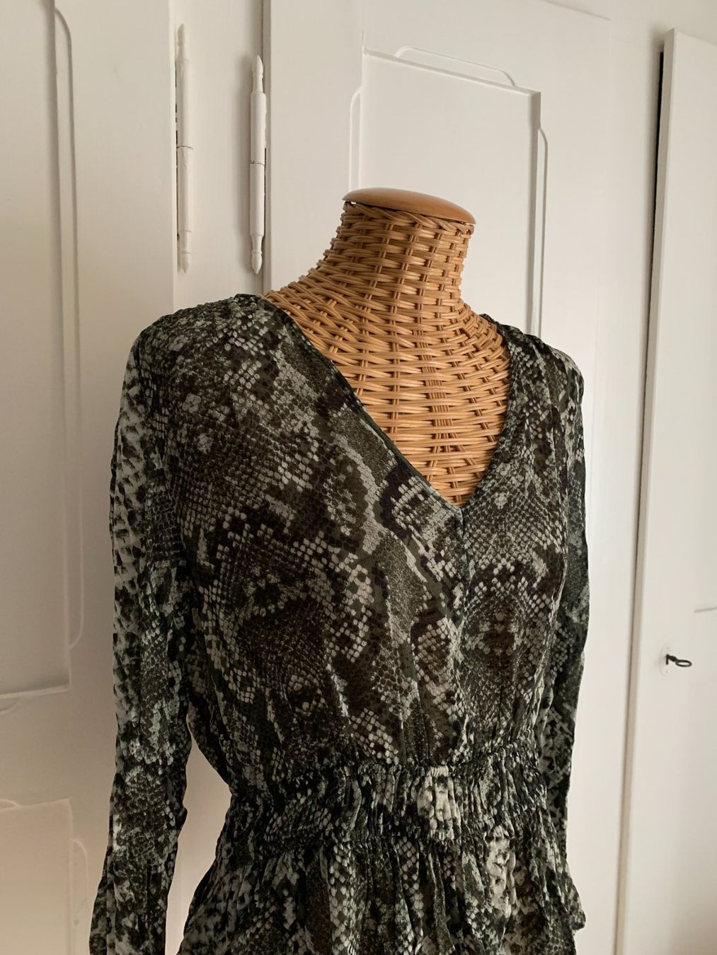 H&M Camicette: Blusenoberteil mit Animalprint - 36 – Usato da Zürich venduto da Diazaio 1
