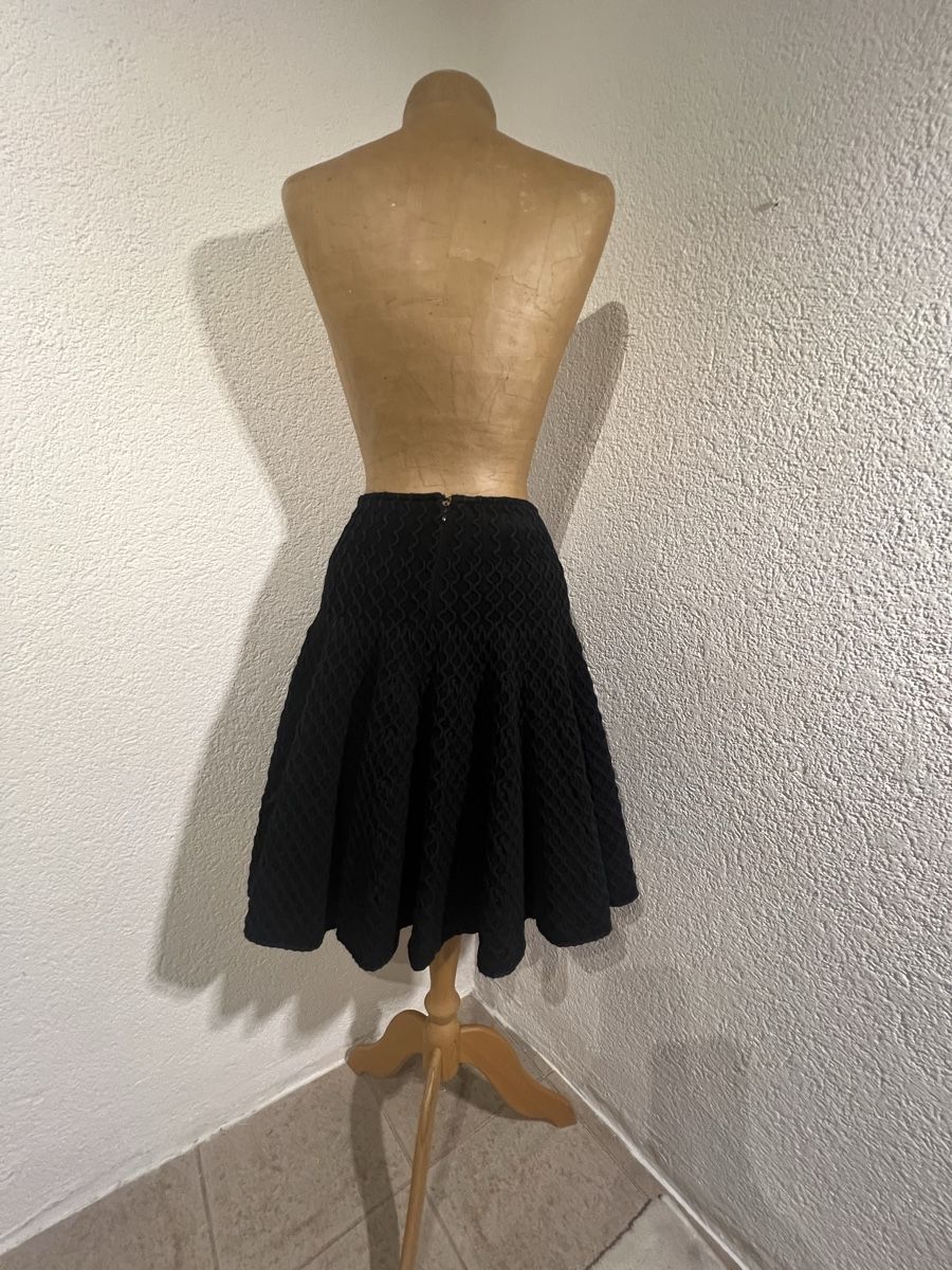 Alaia Röcke: Jupe noire ALAÏA Paris, Taille XS – Gebraucht aus St-Pierre-Clages von ste_xk6p 1