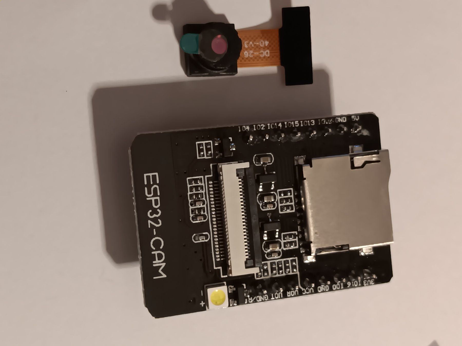 Componenti elettronici: ESP32-CAM mit OV2640 Kamera Modul Set – Nuovo e nell'imballaggio originale da Ermatingen venduto da rik4rdo 2