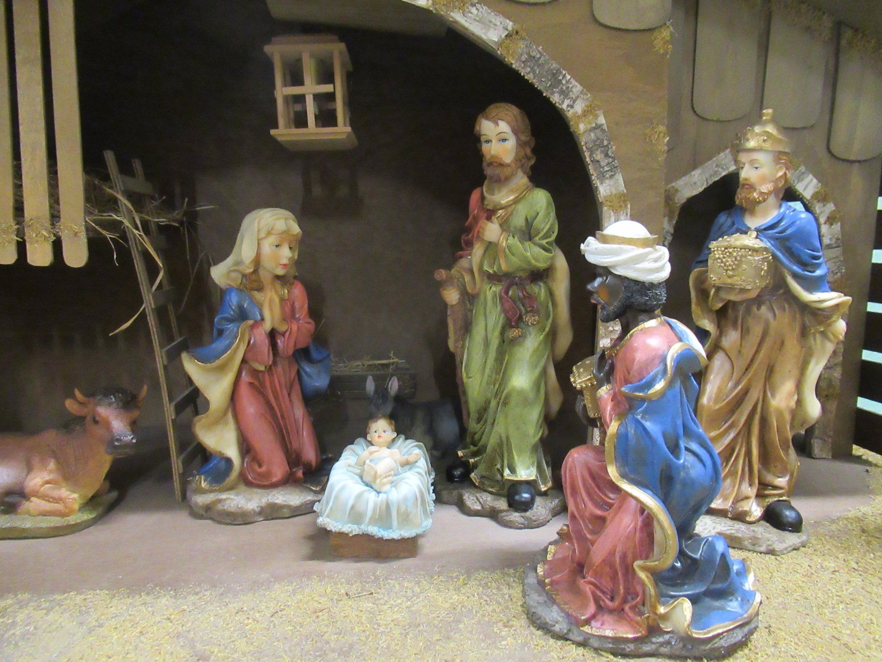 Tutte le decorazioni: Grosse Weihnachtskrippe mit Laterne 220 V + Figuren – Usato da Münchenstein venduto da avit 1