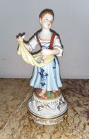 SÈVRES Porzellan-Figur 'LANDMÄDCHEN' - 1890-1919 Jahre