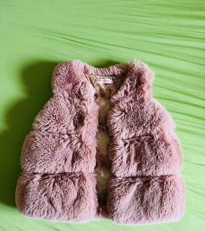 Weste Mädchen Fashion Stylisch Plüsch Kunstfell Gr. 4 Jahre