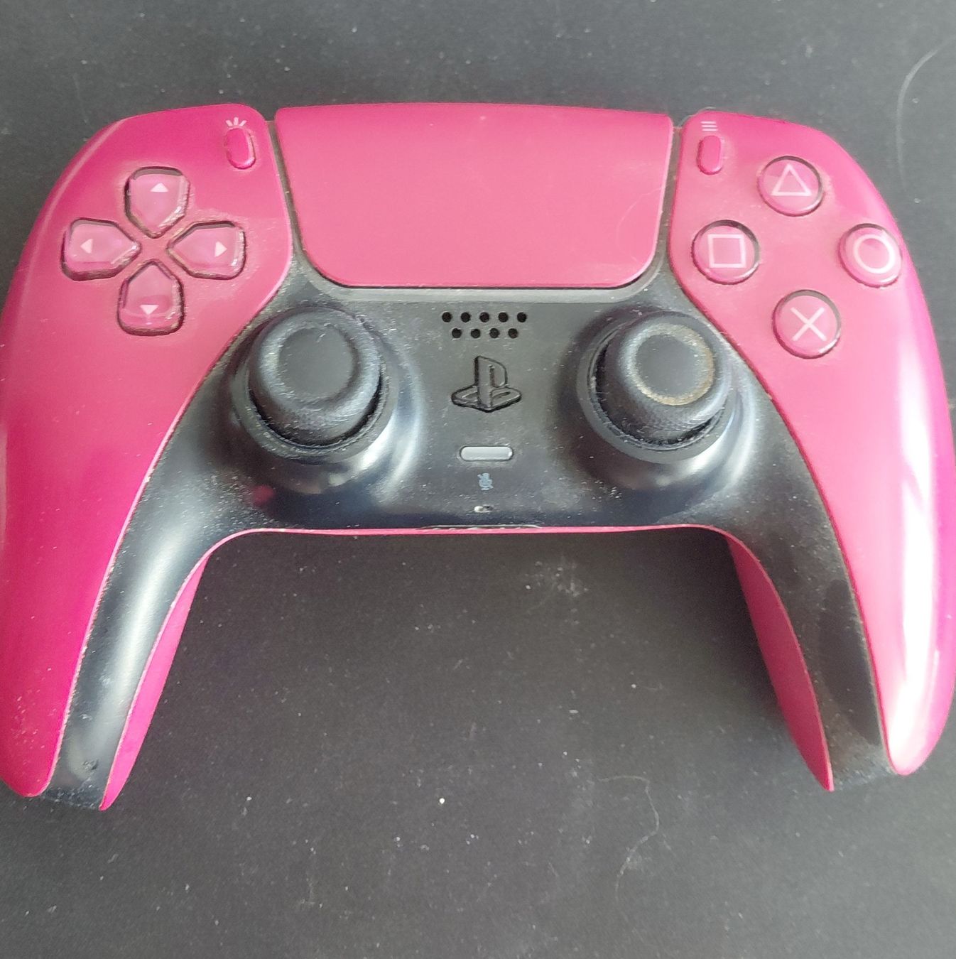 Sony Controller: Manette PS5 Rouge -  Parfait état  – Nuovo (secondo la descrizione) da Gland venduto da fio_nyd7