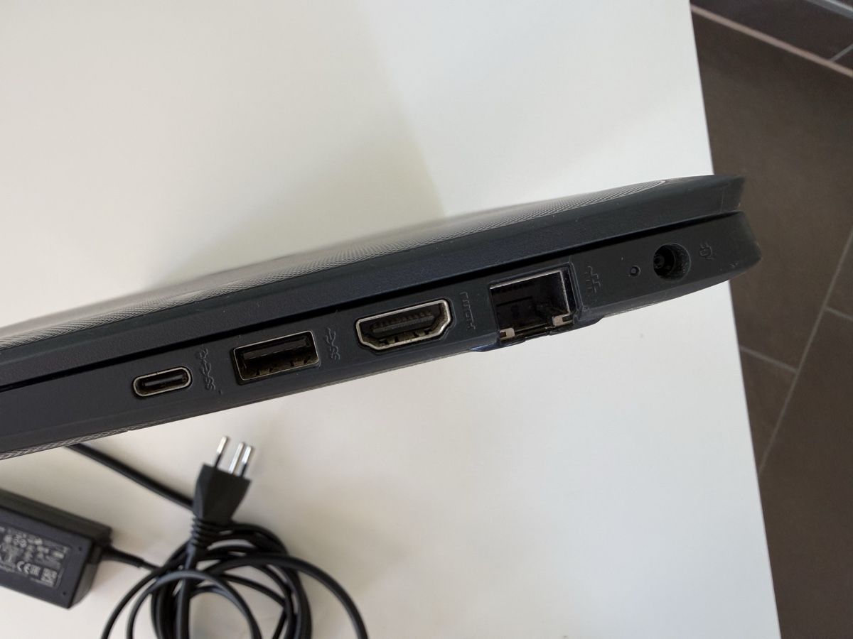 Hewlett Packard Notebook: HP Notebook (Schullaptop) mit Netzteil – Usato da Otelfingen venduto da Otto4 5
