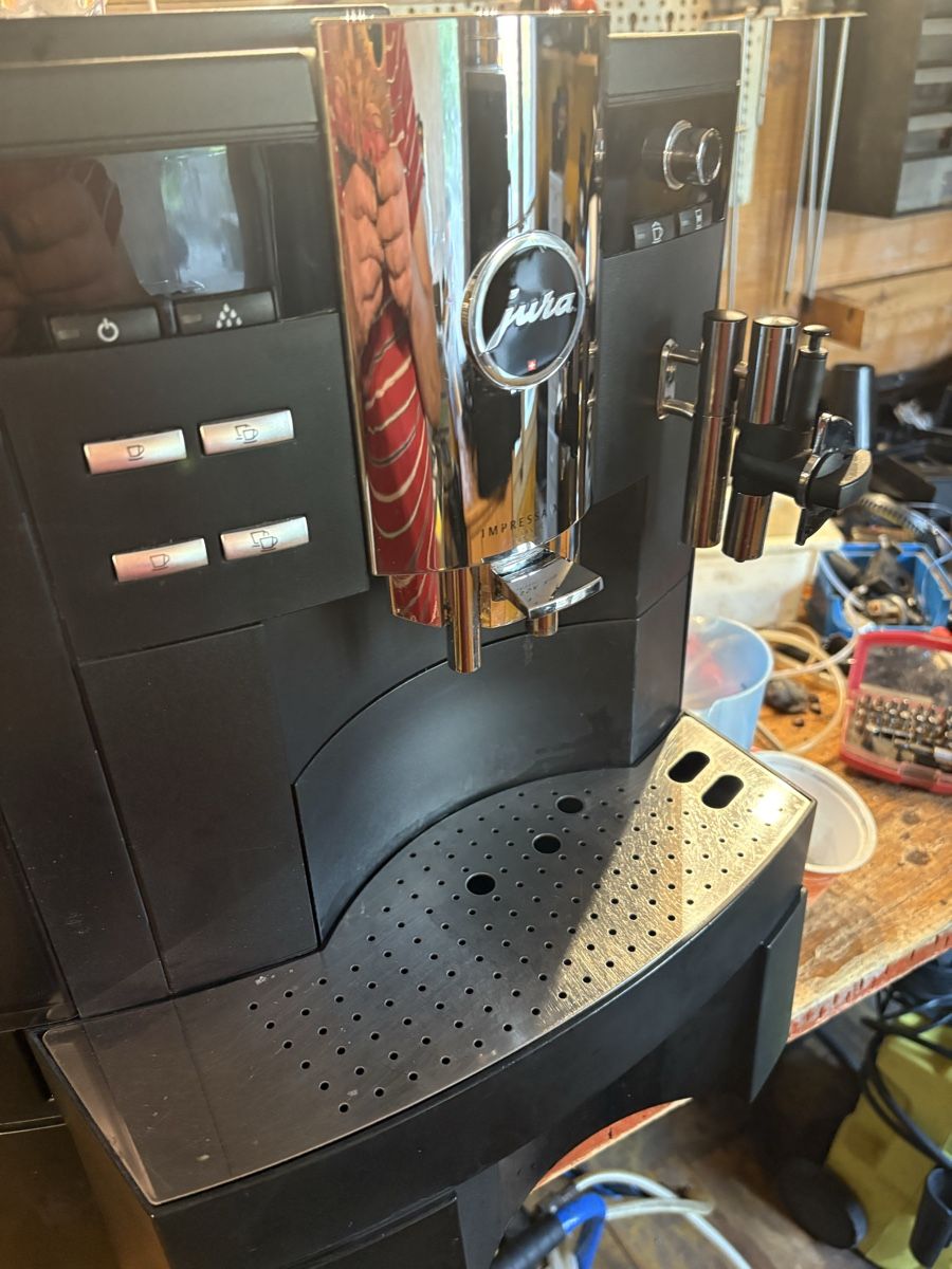 Jura Macchine per caffè & Macchine per espresso: Jura xs 90 – Usato da steffisburg venduto da Fluehli3 3