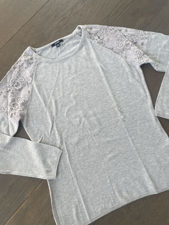 Pull gris dentelles Kiabi M