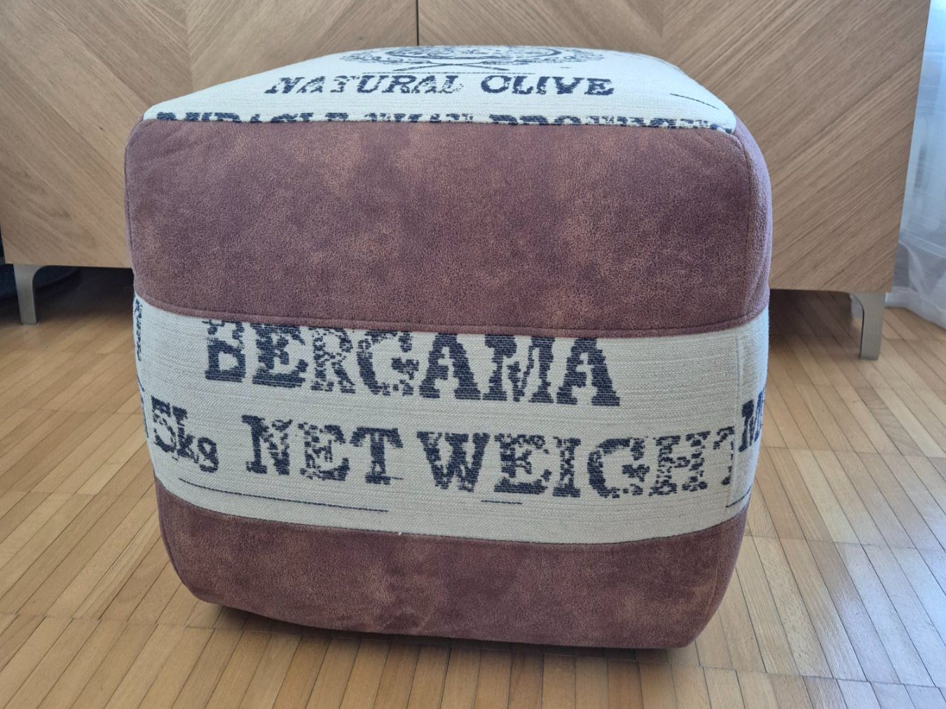 Sgabelli: Sitzpouf / Hocker – Usato da Basel venduto da Ber_8sp7 1