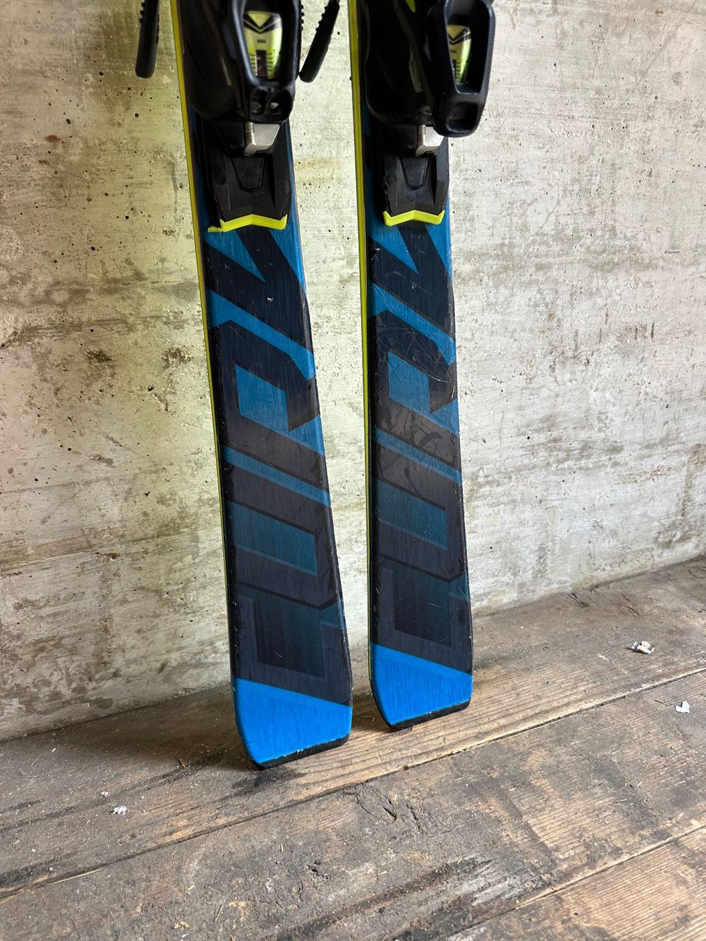Fischer Sci: Fischer Curv RC4 Ski 164cm – Usato da Emmenbrücke venduto da karkarkar 3