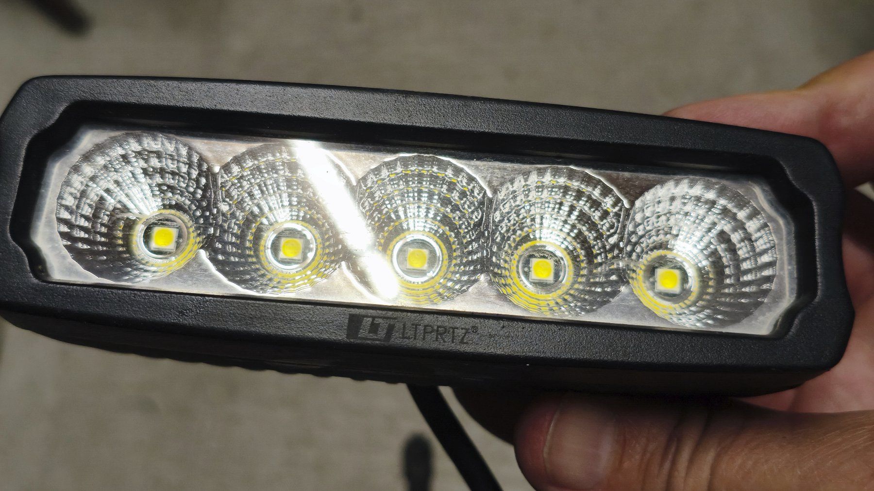 Fari: LED Strahler 12V inkl. Halterung / 3 Stk. – Usato da Wislikofen venduto da Noco1 7