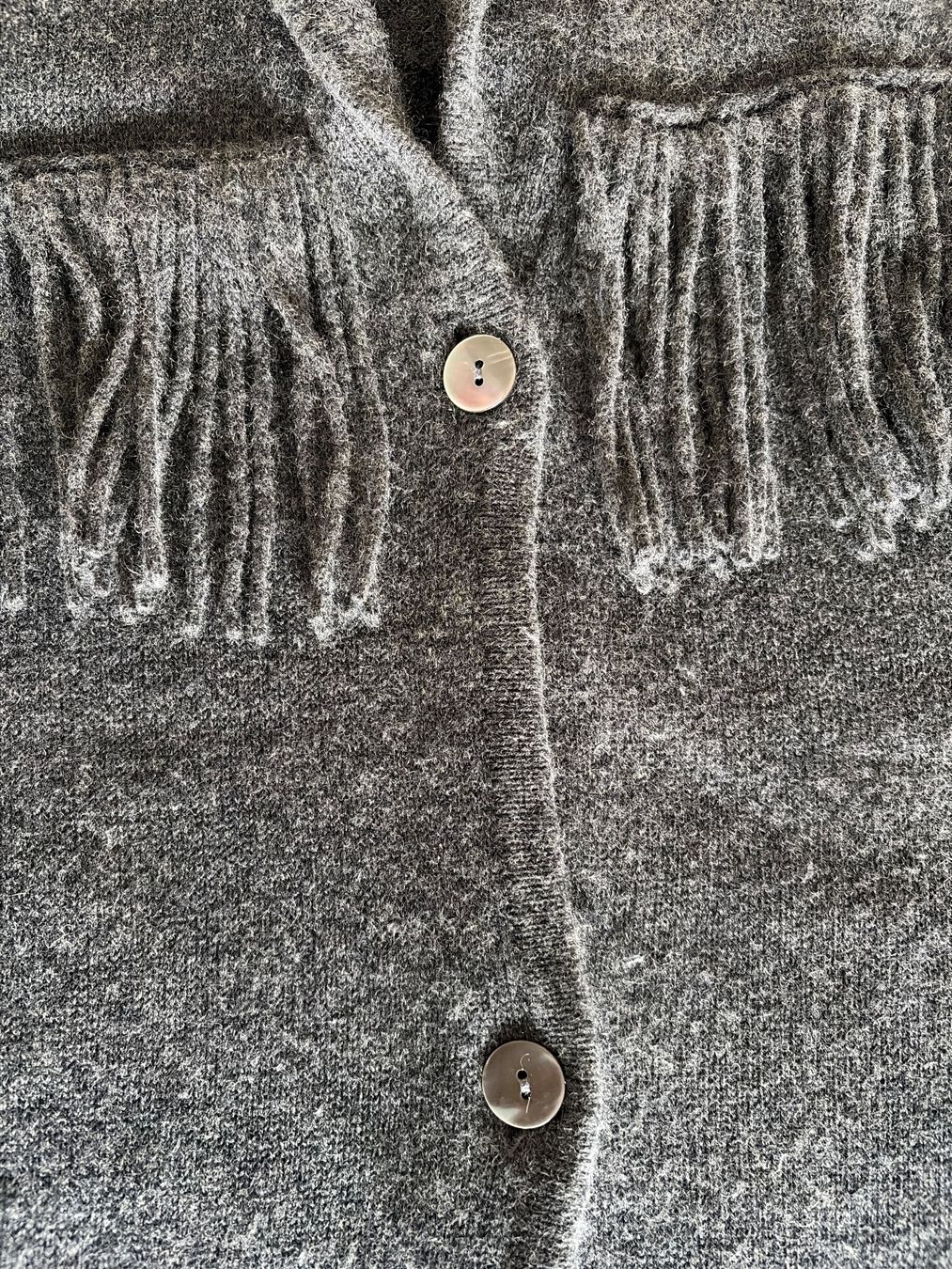 FTC Giacche: FTC Cashmere Longjacke mit Fransen dunkelgrau – Nuovo (secondo la descrizione) da Luzern venduto da Chiara.Studer.9 8