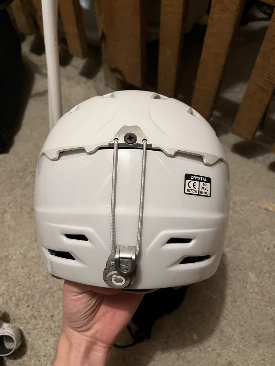 Briko Caschi: Briko Ski Helmet with Bag – Nuovo (secondo la descrizione) da Zürich venduto da 2cn_t6yr 1