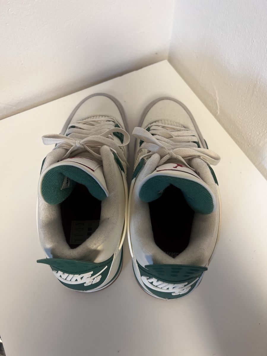 Jordan Chaussures hommes: Jordan 4 SB Pine Green – Neuf avec emballage d'origine à Hägglingen par jes_9psg 4