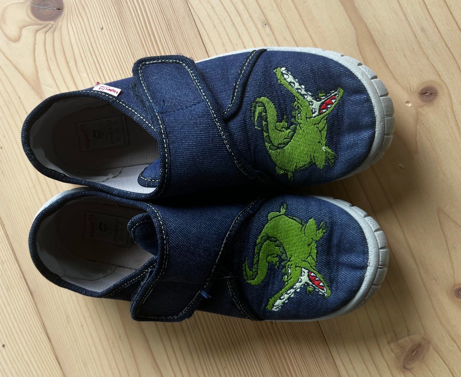 Superfit Scarpe per ragazzi: SUPERFIT Hausschuh Gr.33 – Usato da Zürich venduto da normanprice 3