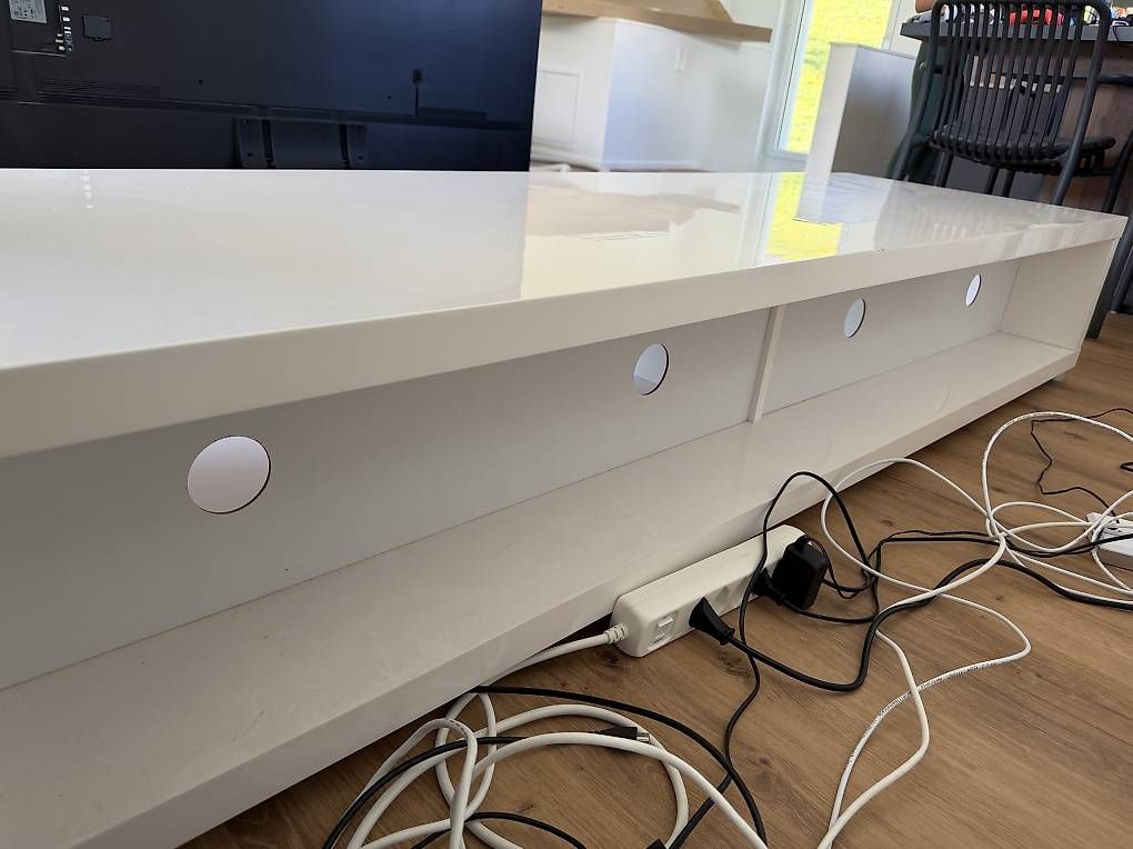 Mobili TV: Schönes Sideboard für TV – Usato da Zullwil venduto da eliapuch 3