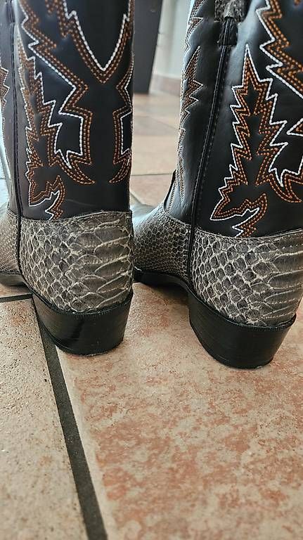 Schuhe für Jungen: Stivali Durango nr 34 - bambini – Gebraucht aus Lumino von Doni_dp 1