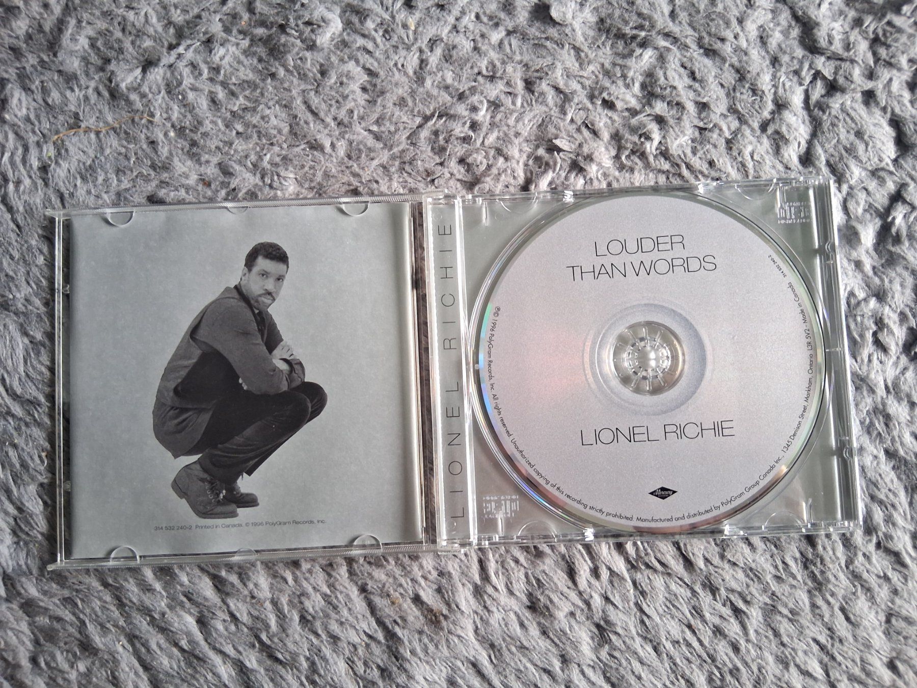 CDs: LIONEL RICHIE      LOUDER THAN WORDS     CD – D'occasion à Wetzikon ZH par Ramones01 2