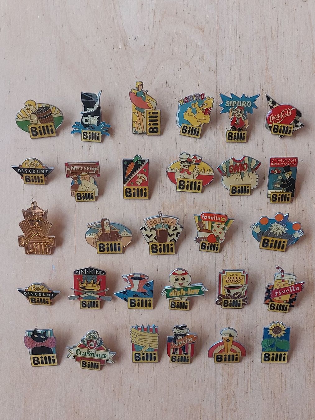 Placchette & Badge: 29 BILLI  -  PIN – Usato da Gipf - Oberfrick venduto da Esnoopy 5