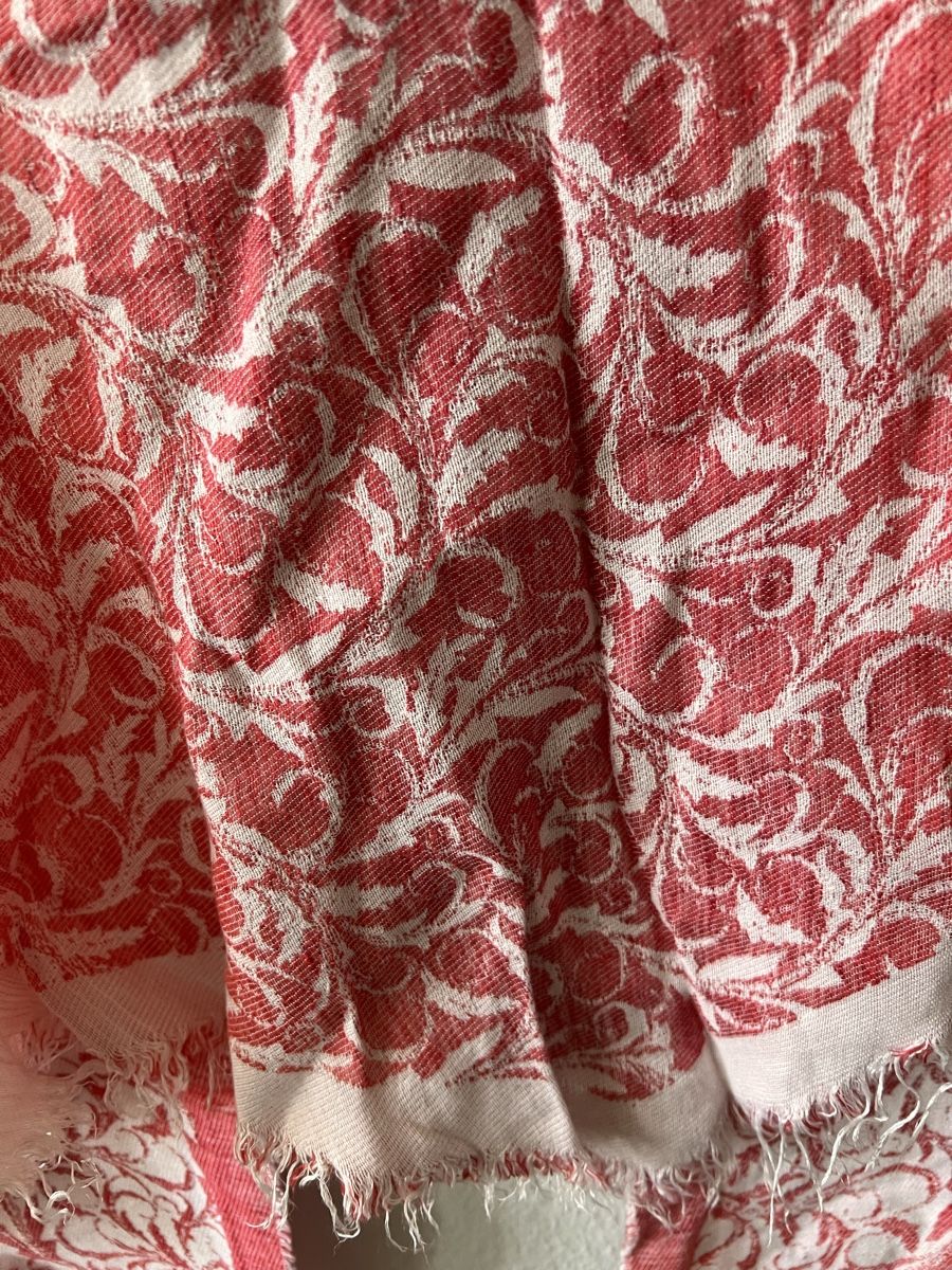 Foulard & Sciarpe: Dreiecks Schal HIGH rot weiss – Usato da Solothurn venduto da Brini06 1