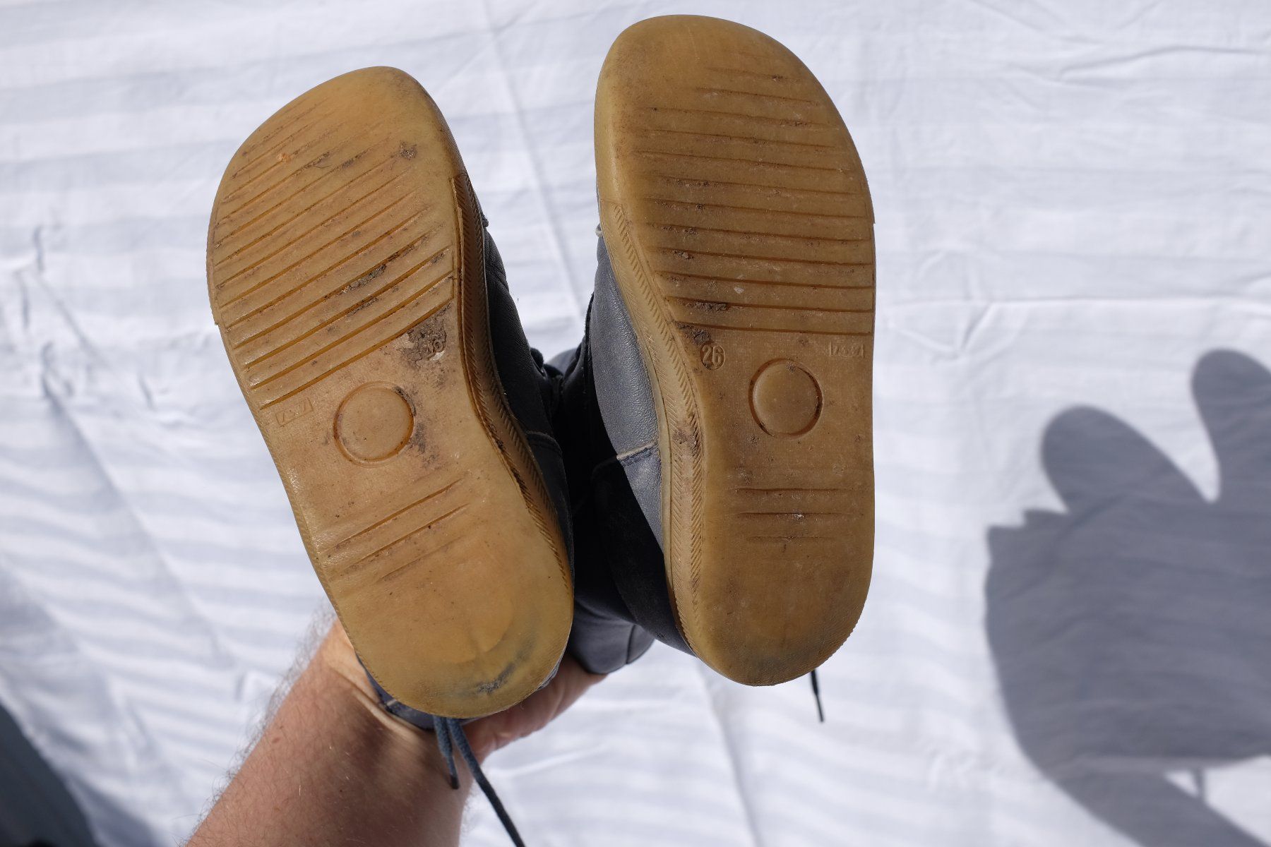 Scarpe per ragazzi: Winterstiefel mit Fellfutter Grösse 26, Leder, gebraucht – Usato da Zürich venduto da User67890 2