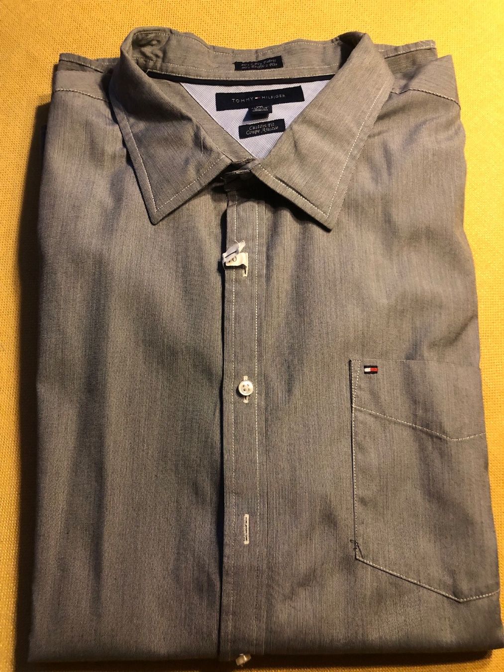 Camicie: Graues Hemd von Tommy Hilfiger Gr. XXL – Nuovo (secondo la descrizione) da Oberweningen venduto da Gerini