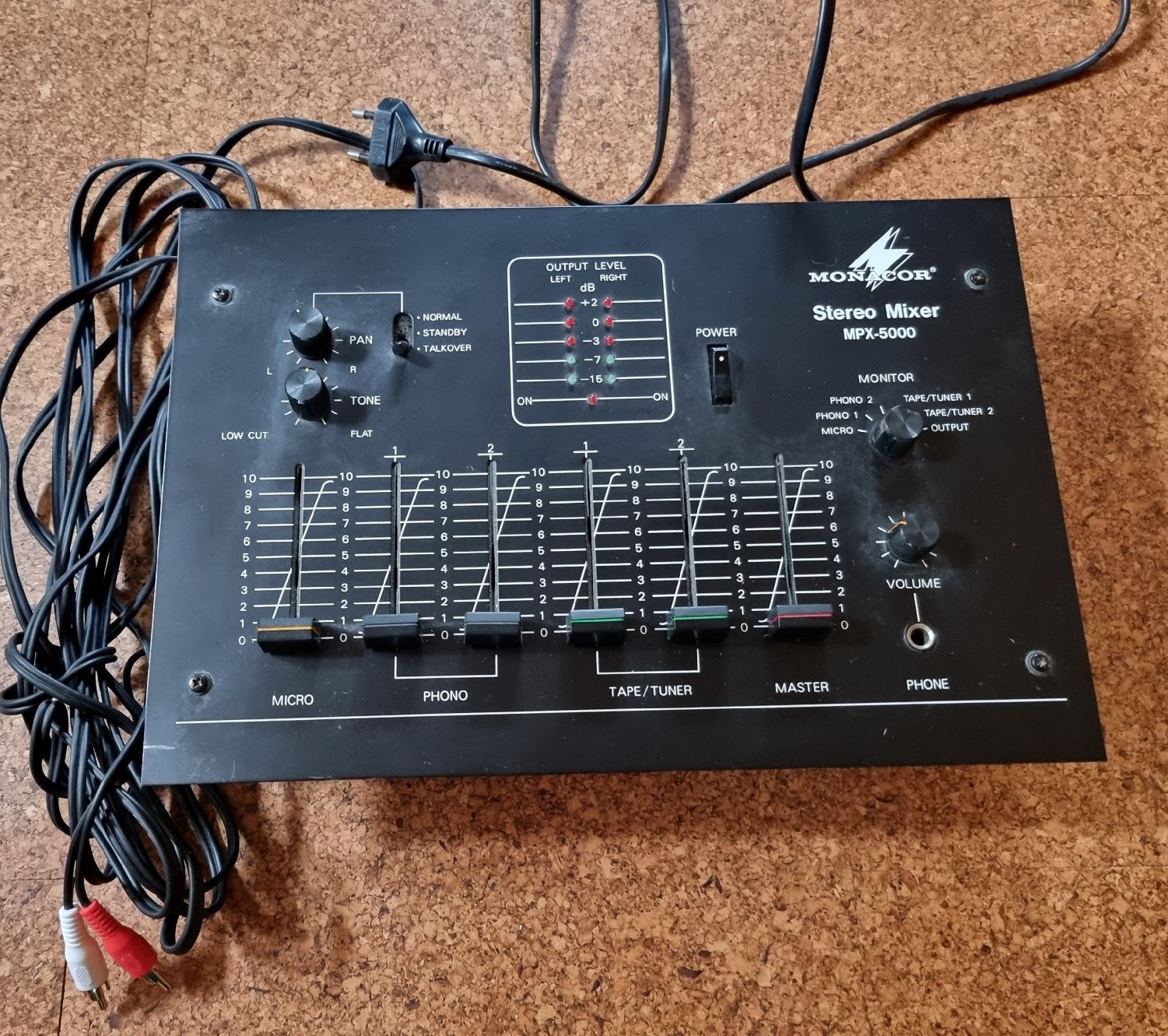 Monacor Platines de mixage: Stereo Mixer MONACOR MPX-5000  – D'occasion à Rigi-Kaltbad par Marion_Fercher