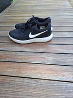 Nike Laufschuhe schwarz Grösse 43 guter Zustand