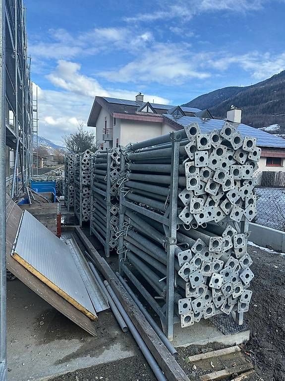 Tutti gli attrezzi: Baustützen 30kN hochwertig – Usato da Turtmann venduto da FreiHausBau