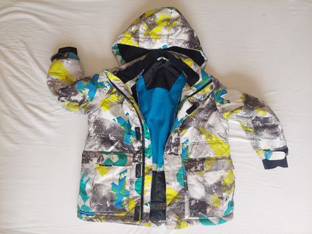 Winterjacke Rodeo C&A Gr. 104 (eher 110), guter Zustand!