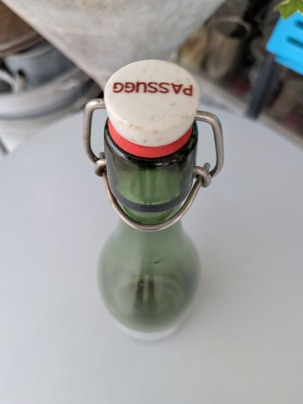 Bicchieri, Caraffe & Bottiglie: Ältere Passugger Tafelwasser Flasche Glasflasche – Usato da Emmen venduto da magelan 2