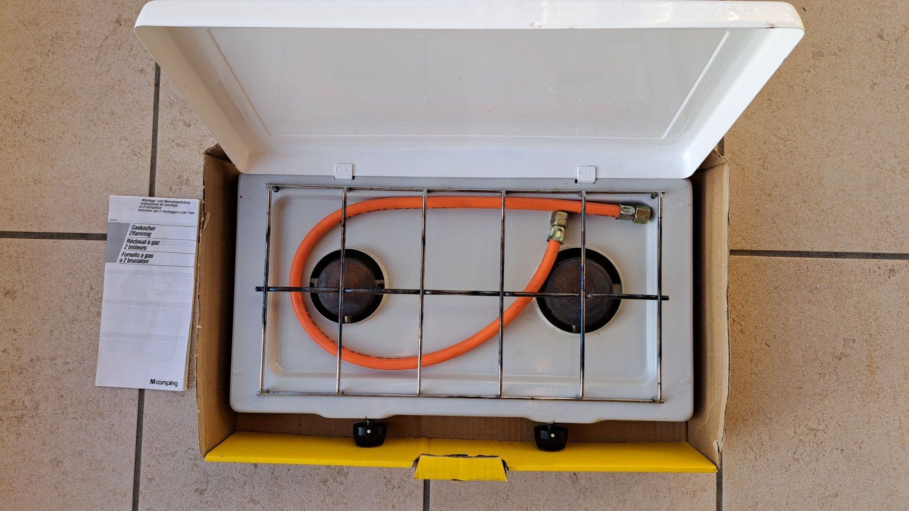 Elettrodomestici da cucina: Campingkocher + Pfannen + Gaslampe – Usato da Zwingen venduto da Tigertimmi 2