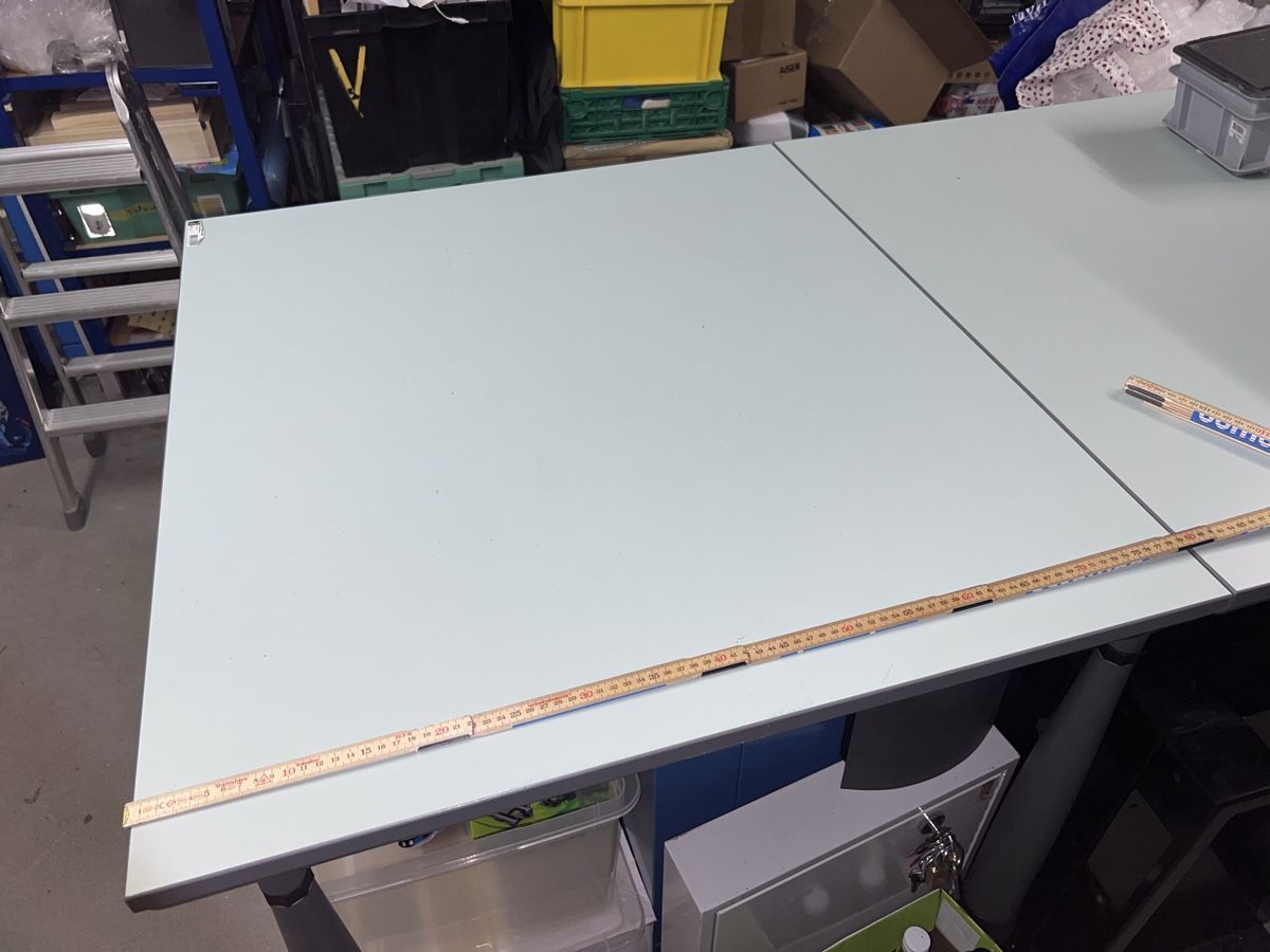 Tavoli: 1Stk. Lista Solution Tisch 80x90cm – Usato da Oberdorf NW venduto da chosii 1