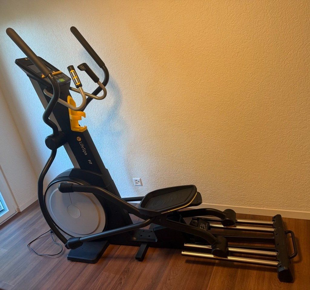 Hometrainer: Crosstrainer LifeSpan E3i Elliptical – Usato da Spreitenbach venduto da sellera