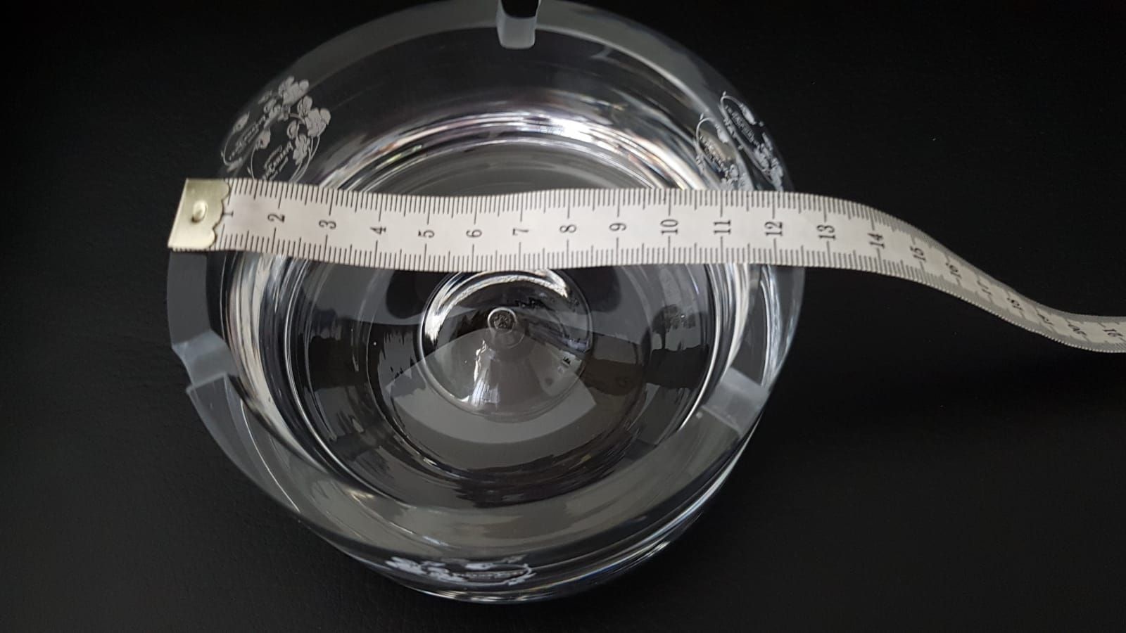 Portacenere: Aschenbecher PERRIER JOUET 12cm. – Nuovo (secondo la descrizione) da Zürich venduto da ata_c8nh 6